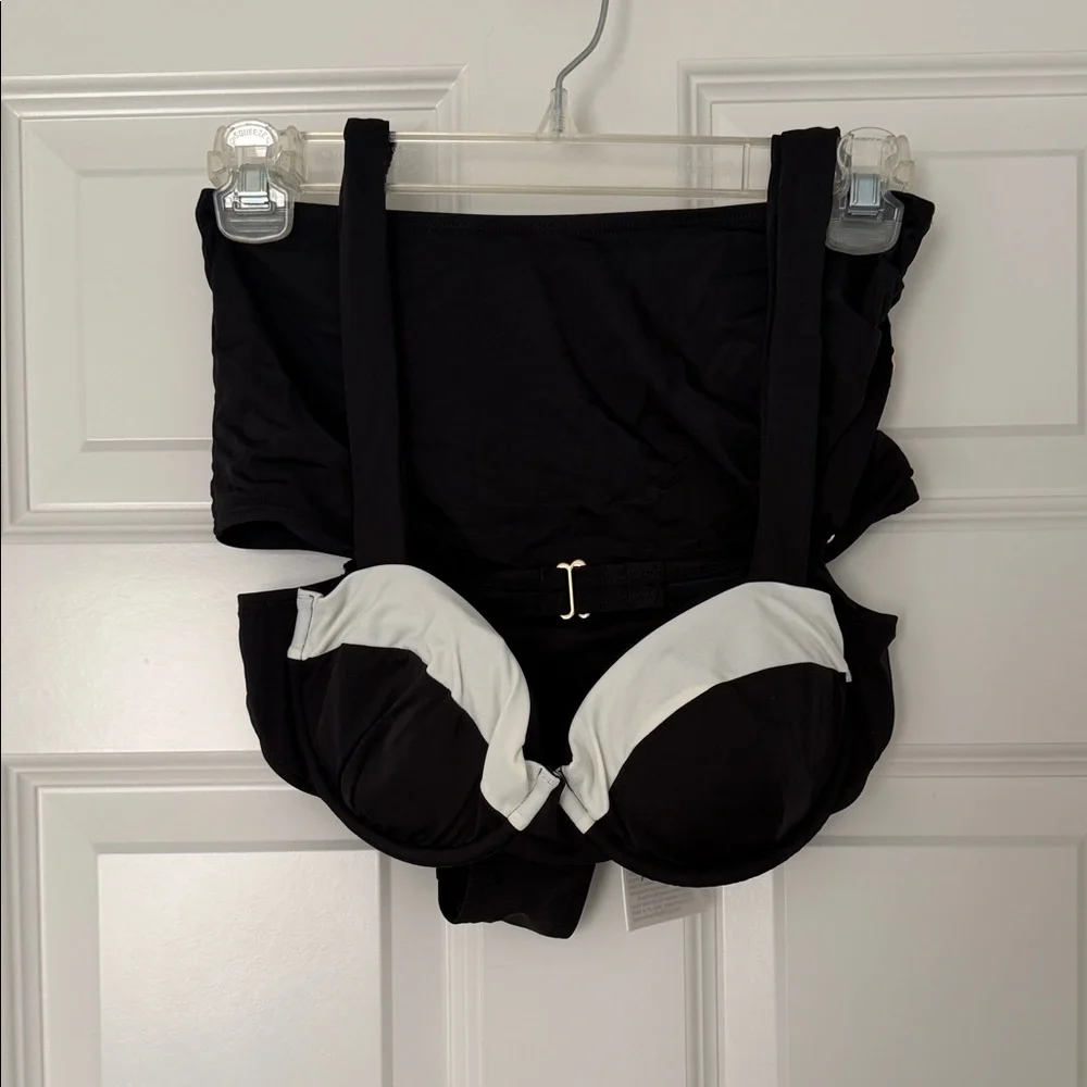 NWT. Peony Keepsake Balconette High Waisted Bikini